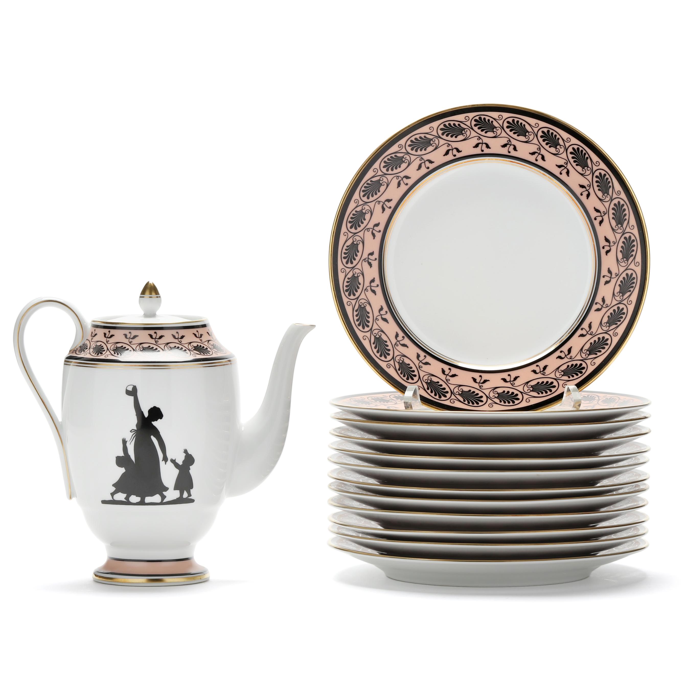 Vista Alegre Mottahedeh Silhouette Tableware (Lot 1152