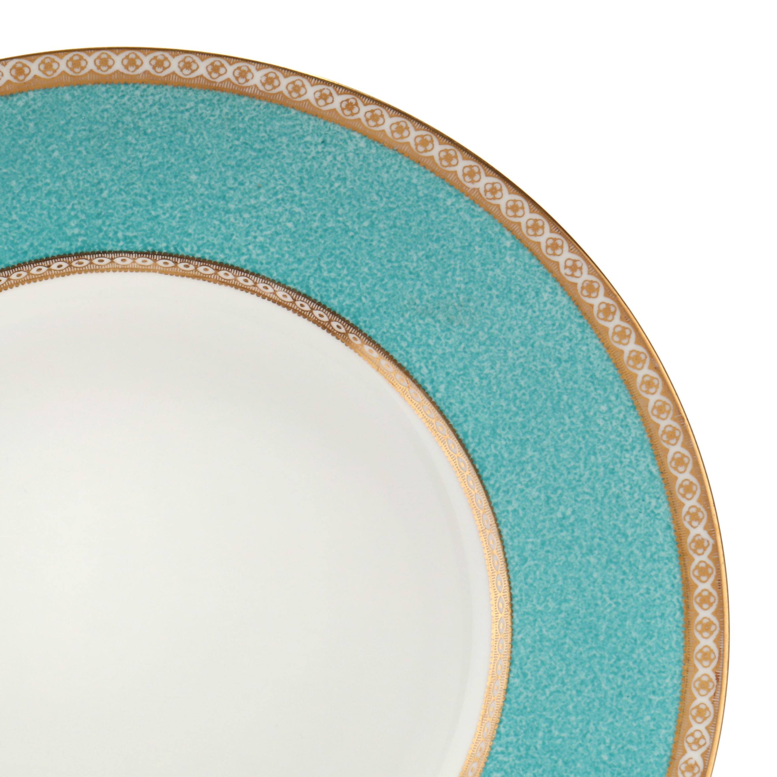 Set of Twelve Wedgwood Ulander Powder Turquoise Porcelain Dinner