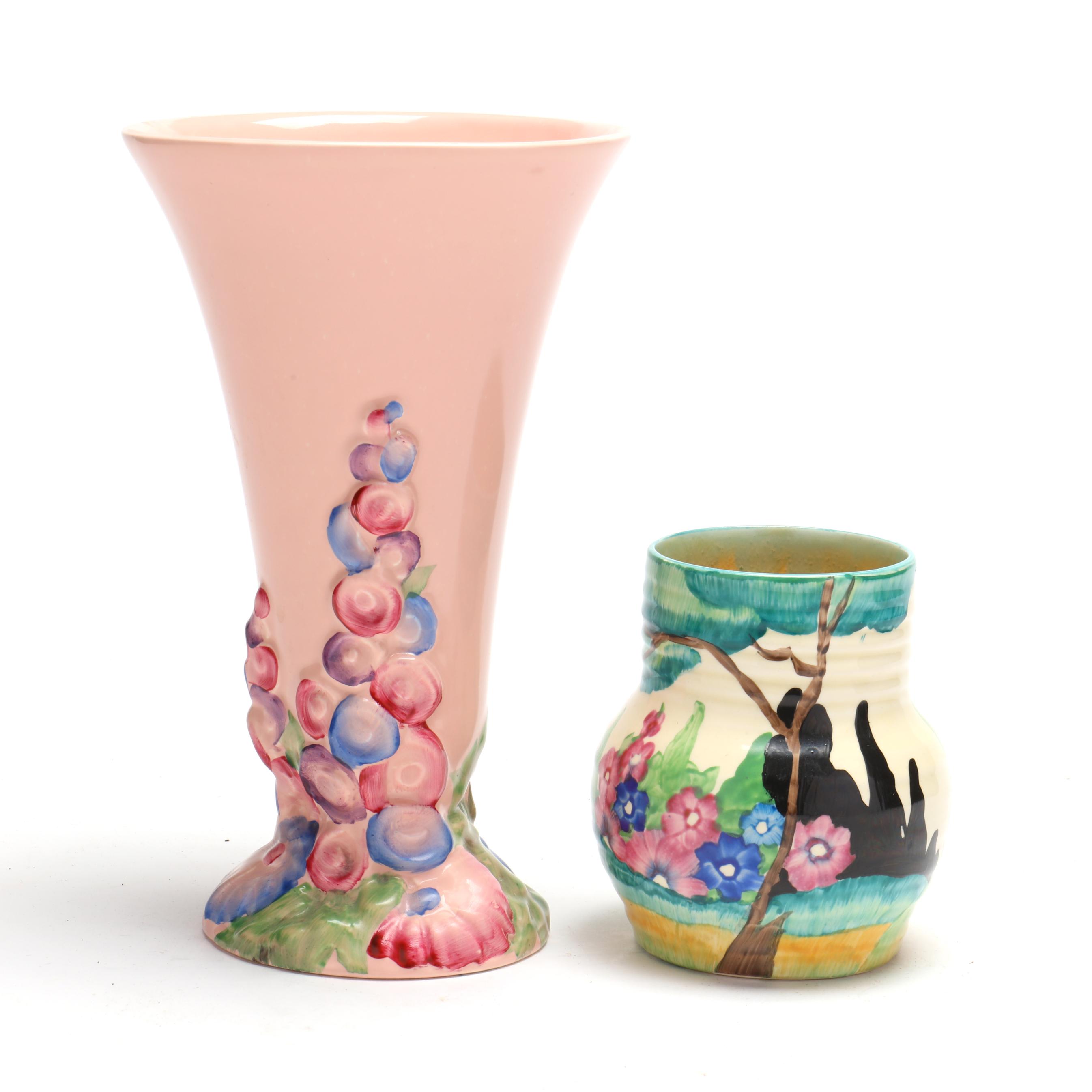 clariceさま Clarice Cliff (1899-1972), Two Art Pottery Vases (Lot 2331 - )