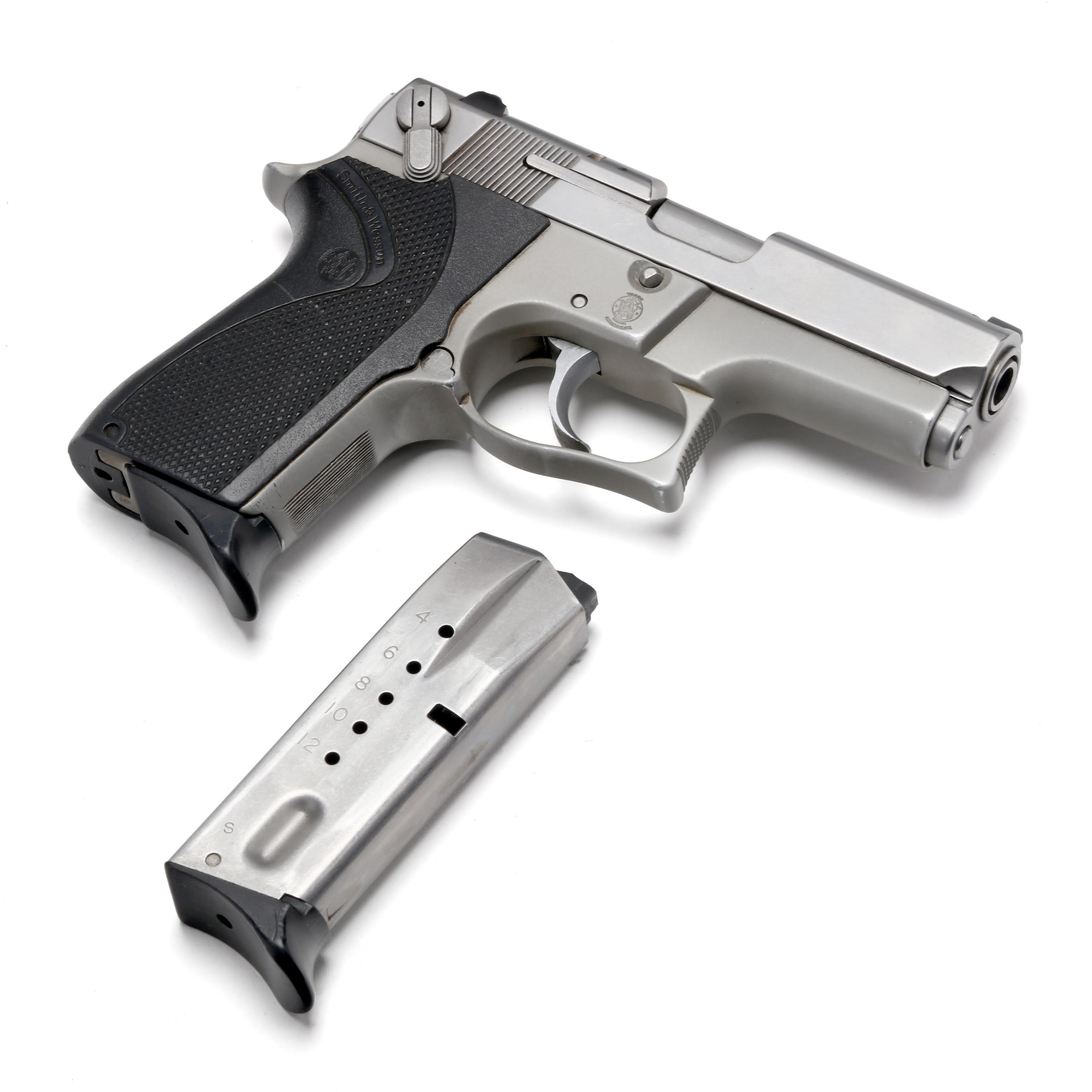 Smith & Wesson Model 6906 9mm Semi-Automatic Pistol w/ Factory Box