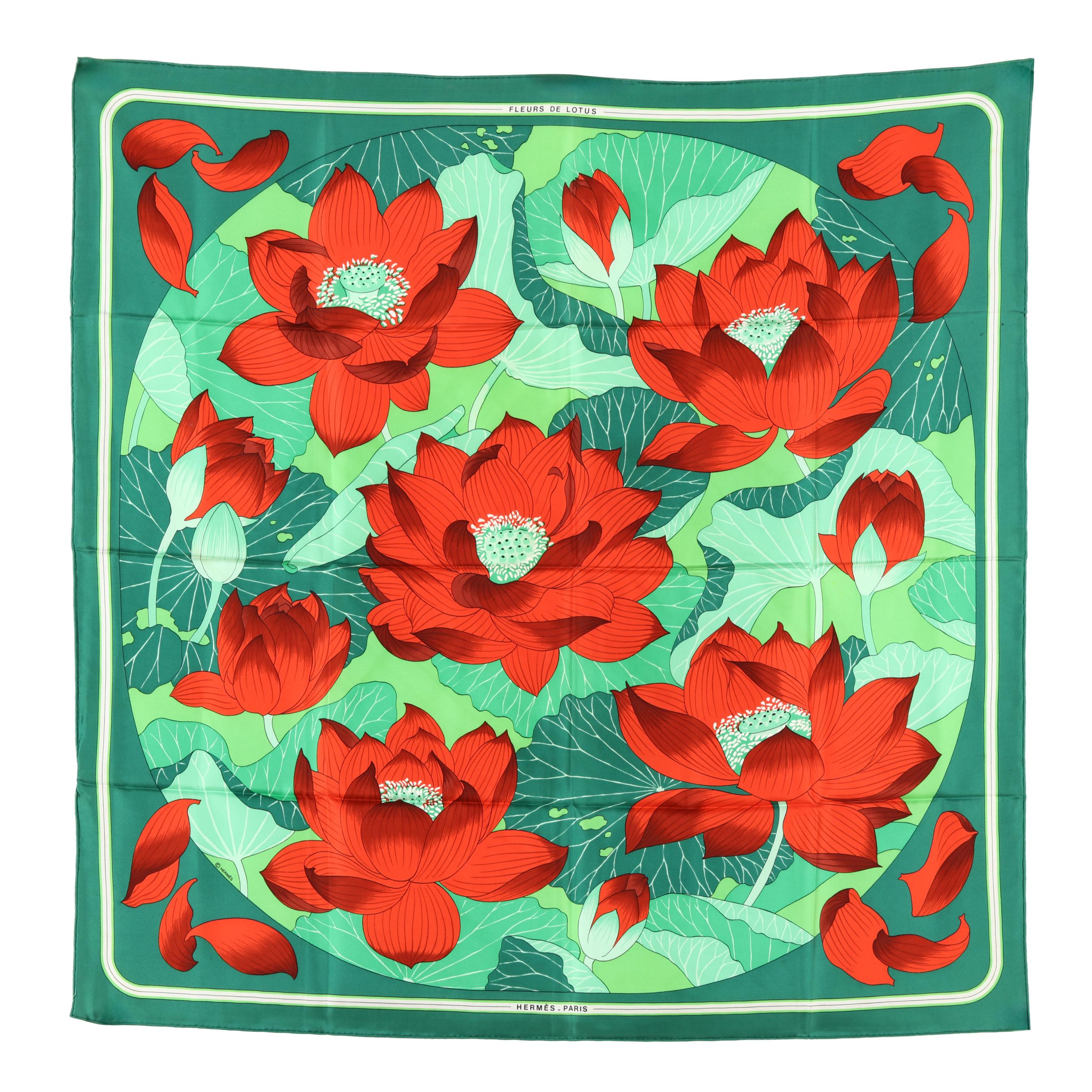 HERMES スカーフ FLEURS DE LOTUS Silk Fleurs de Lotus Scarf, Hermès (Lot 3367 - Estate Jewelry
