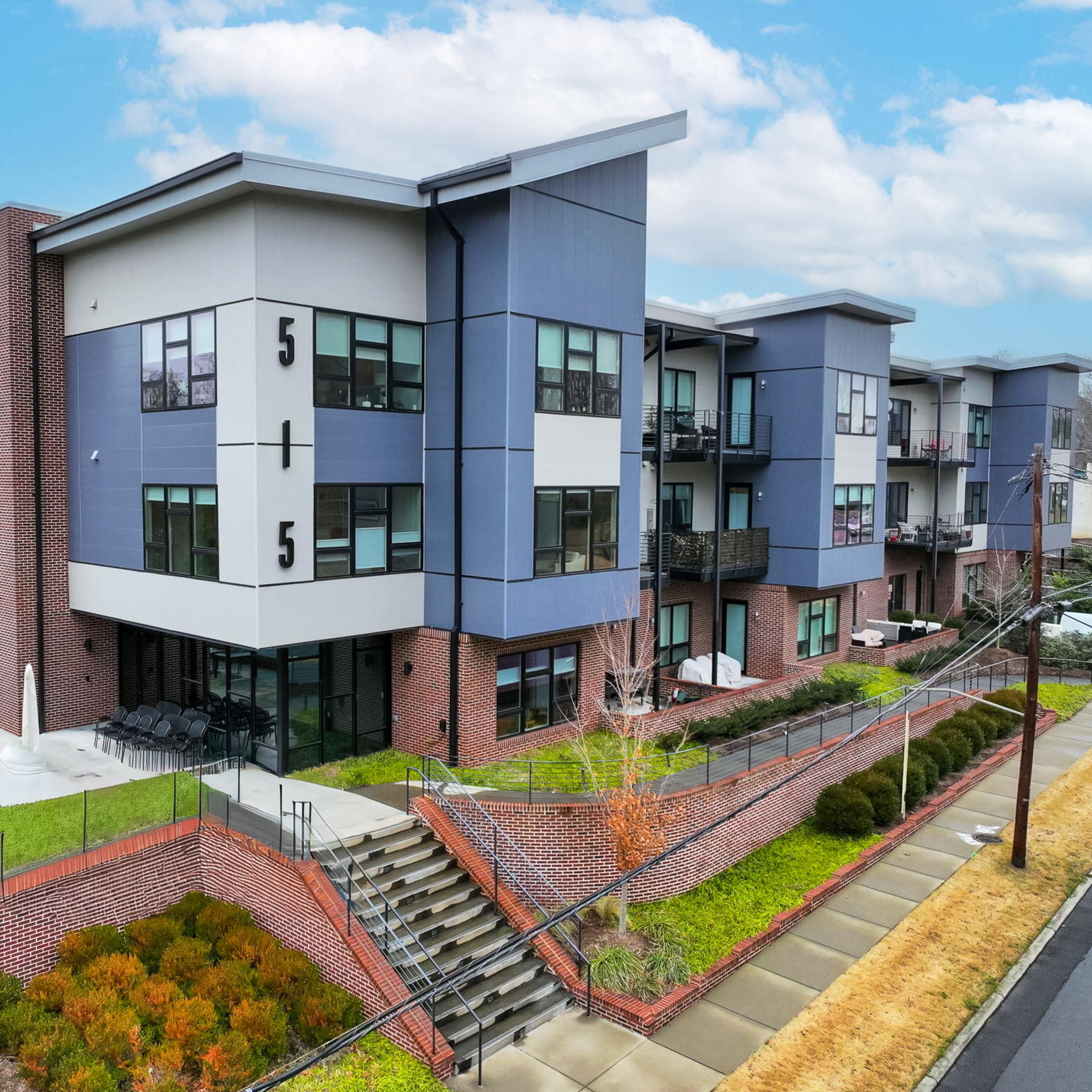 condo-charisma-in-historic-hillsborough