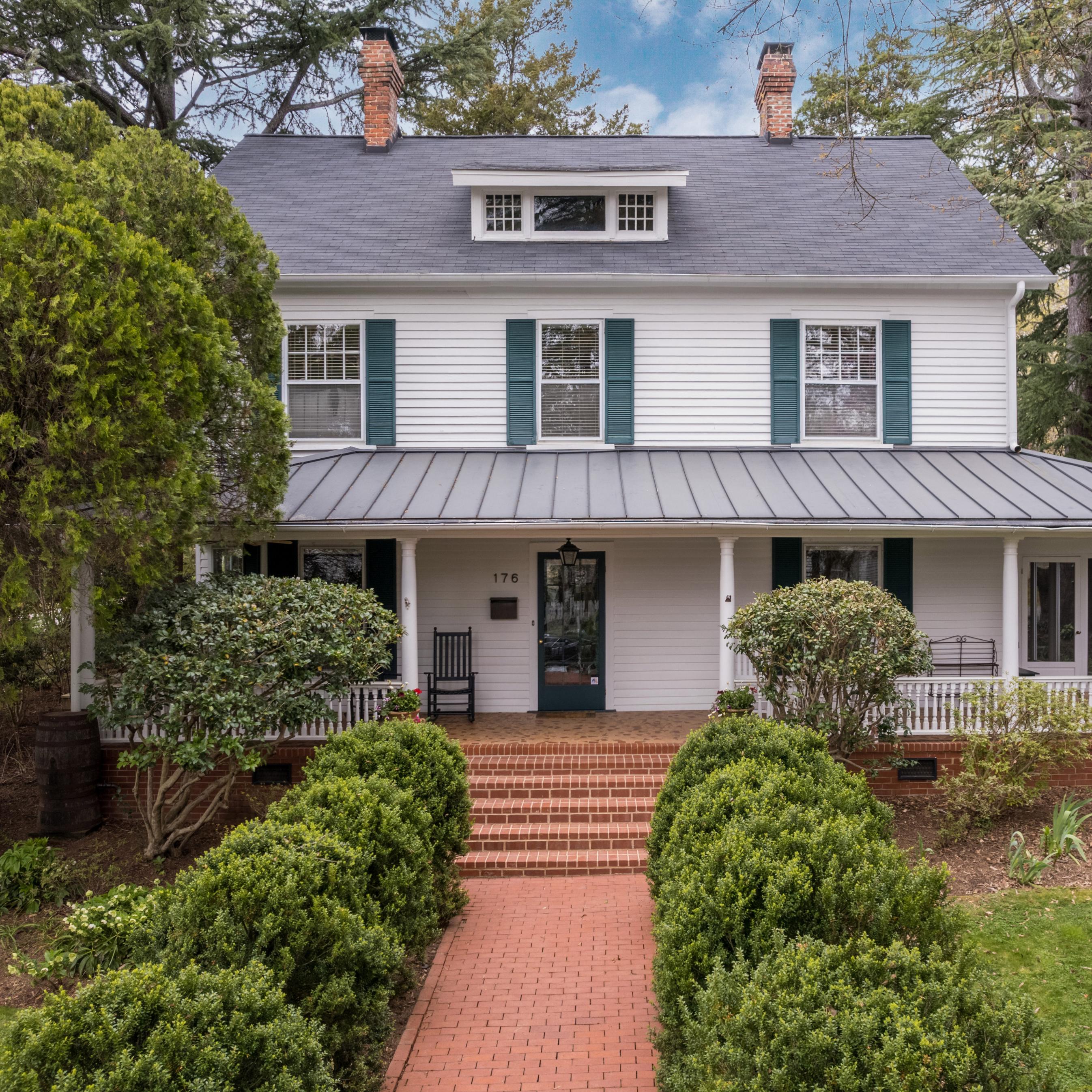 sold-an-historic-treasure-in-the-heart-of-downtown-hillsborough