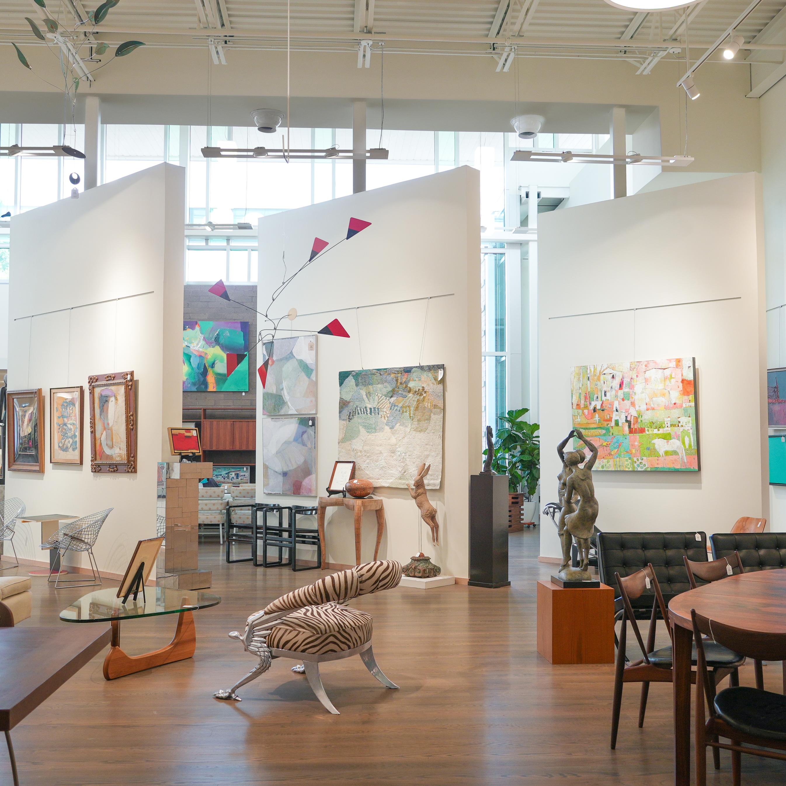 modern-contemporary-gallery-walkthrough