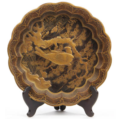 japanese-raised-gilt-lacquer-lobed-dish