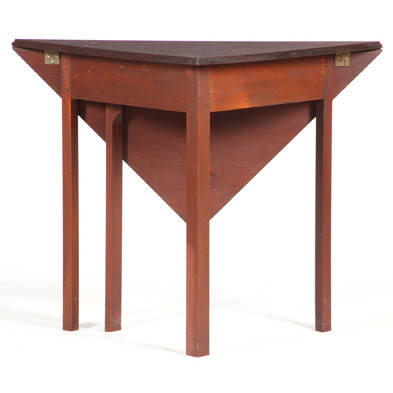 williamsburg-handkerchief-corner-table