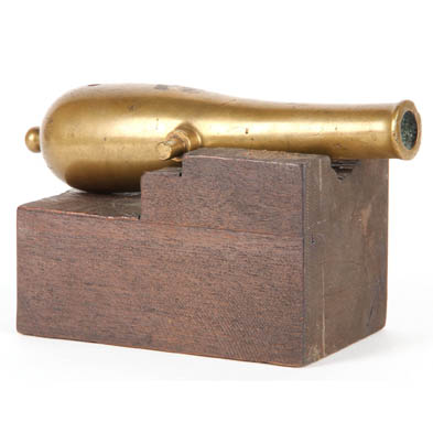 vintage-miniature-bronze-cannon