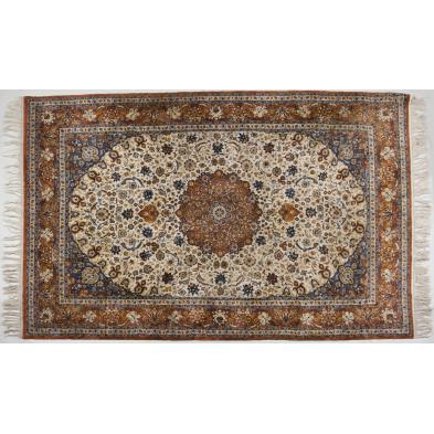 persian-isfahan-silk-medallion-carpet