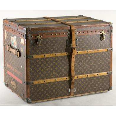 vintage-louis-vuitton-trunk-ca-1915