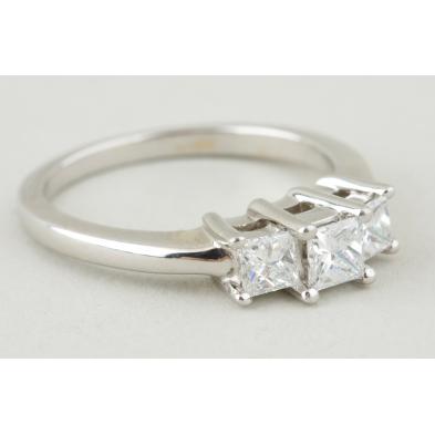 platinum-18kt-three-diamond-ring