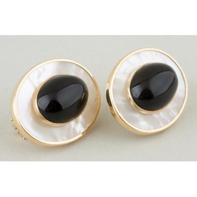 14kt-mother-of-pearl-and-onyx-earrings