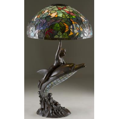 leaded-glass-and-bronze-table-lamp