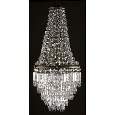 crystal-and-gilt-bronze-chandelier