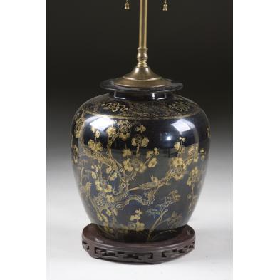 oriental-19th-c-porcelain-vase