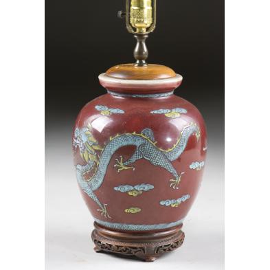 oriental-enameled-vase-as-a-table-lamp
