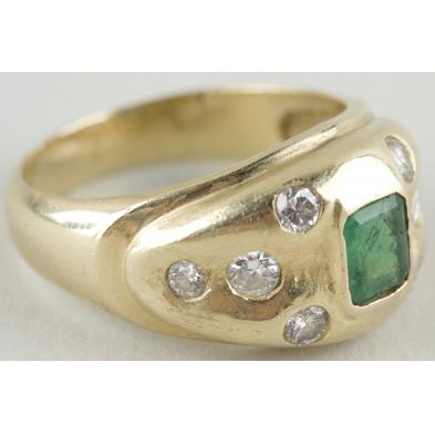 14kt-yellow-gold-emerald-diamond-ring