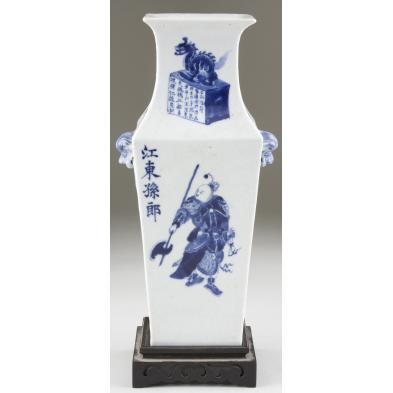 chinese-blue-white-porcelain-vase-18th-century