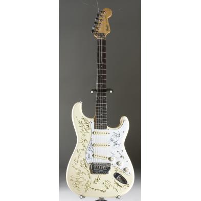 fender-stratocaster-signed-at-1988-grammy-awards