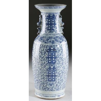 chinese-blue-and-white-floor-vase