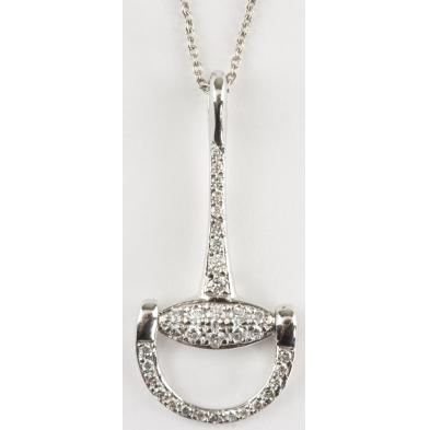 18kt-white-gold-and-diamond-pendant-roberto-coin