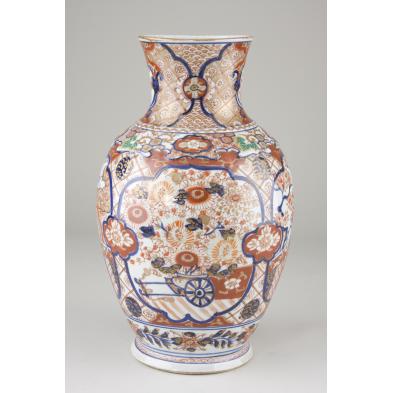 imari-porcelain-vase-19th-century