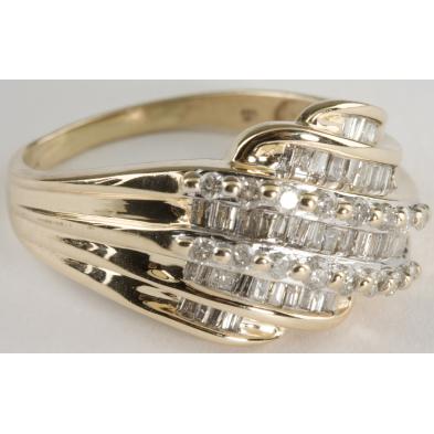 18kt-diamond-bypass-ring