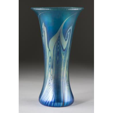 blue-favrile-vase