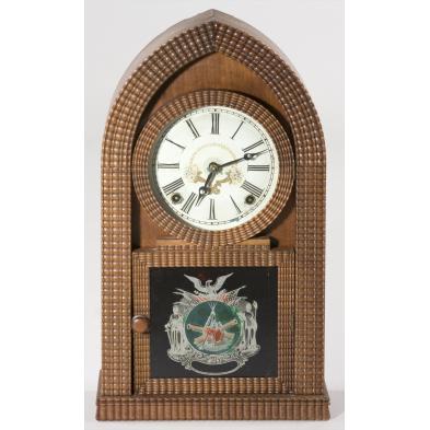 ripple-front-mantel-clock-with-patriotic-motif