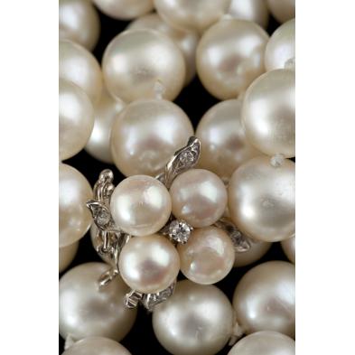 cultured-pearl-and-diamond-necklace
