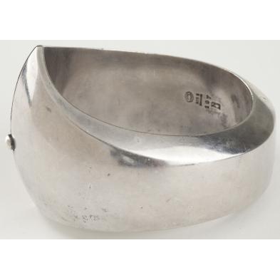 georg-jensen-sterling-silver-closed-bangle-107