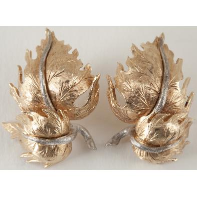 pair-of-gold-leaf-earrings