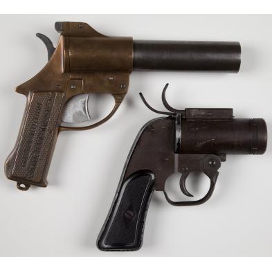 two-wwii-american-flare-pistols