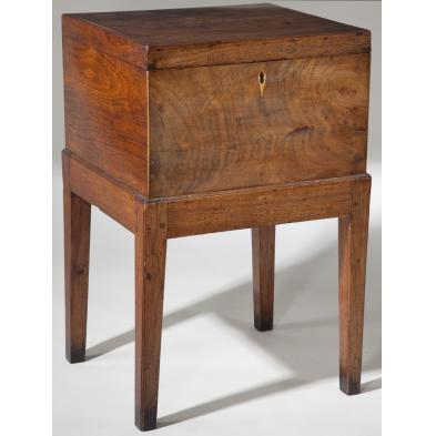 diminutive-southern-walnut-cellaret