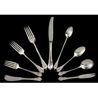 wallace-grand-colonial-sterling-flatware-service