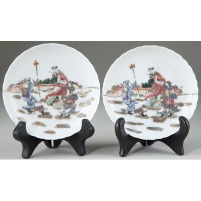 pair-of-small-chinese-porcelain-plates