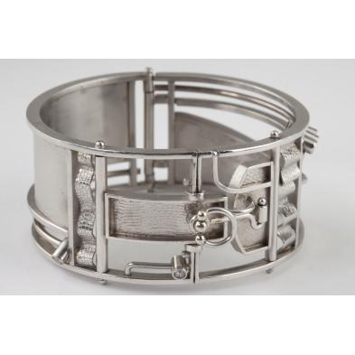 platinum-and-diamond-cuff-bracelet-jewelsmith