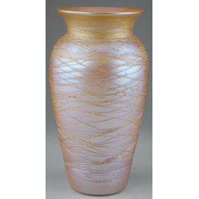 signed-durand-gold-iridescent-vase