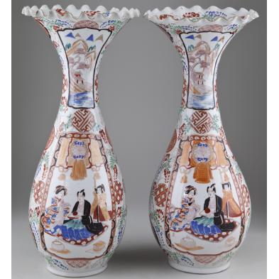 pair-of-japanese-porcelain-imari-vases
