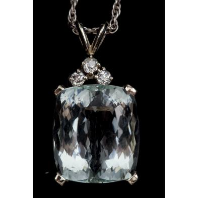 aquamarine-and-diamond-pendant
