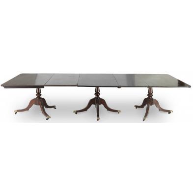 georgian-triple-pedestal-dining-table