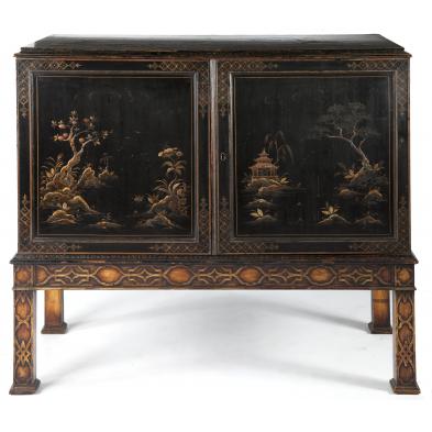 chinoiserie-decorated-cabinet