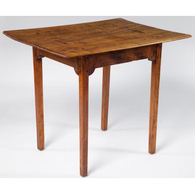 new-england-country-chippendale-tea-table