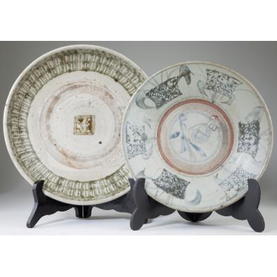 two-chinese-export-swatow-ware-plates