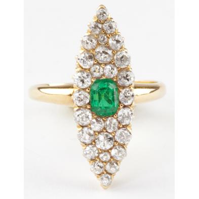 antique-style-emerald-and-diamond-shield-ring