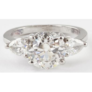 fine-diamond-engagement-ring