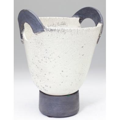 lilo-kemper-nc-handled-vase-with-stand