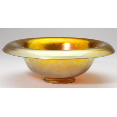 steuben-aurene-center-bowl