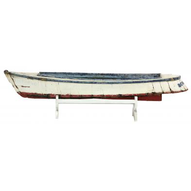 full-bodied-model-of-a-vintage-oyster-boat