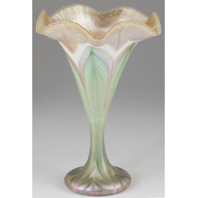 signed-quezal-pulled-feather-trumpet-vase