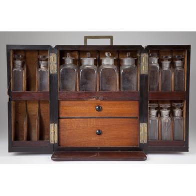 traveling-apothecary-case
